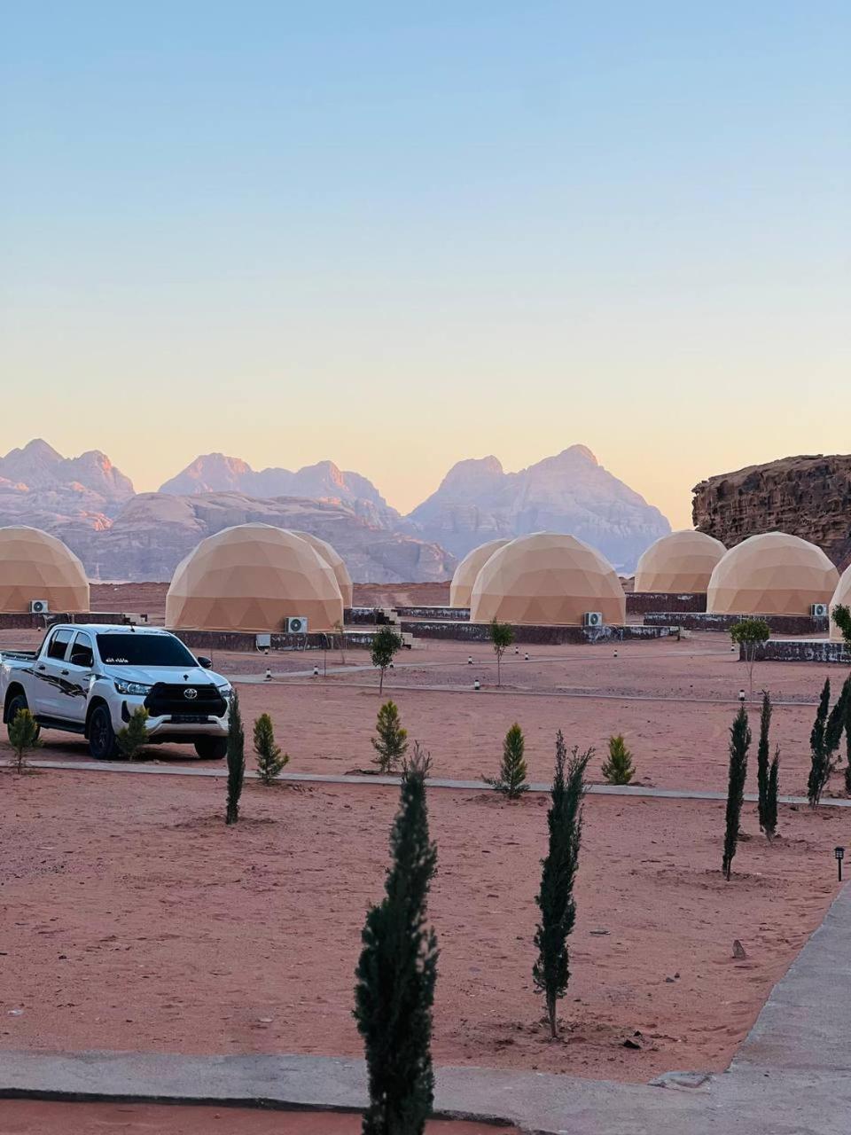 Eileen Luxury Camp Wadi Rum Exterior photo